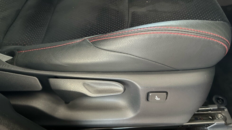 Used Toyota Yaris Cross 2023 for sale - 76869657: Photo 39