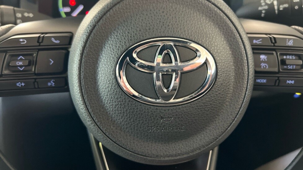 Used Toyota Yaris Cross 2023 for sale - 76869657: Photo 41