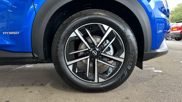 Used Nissan Juke 2024 for sale - 75660123: Photo 23