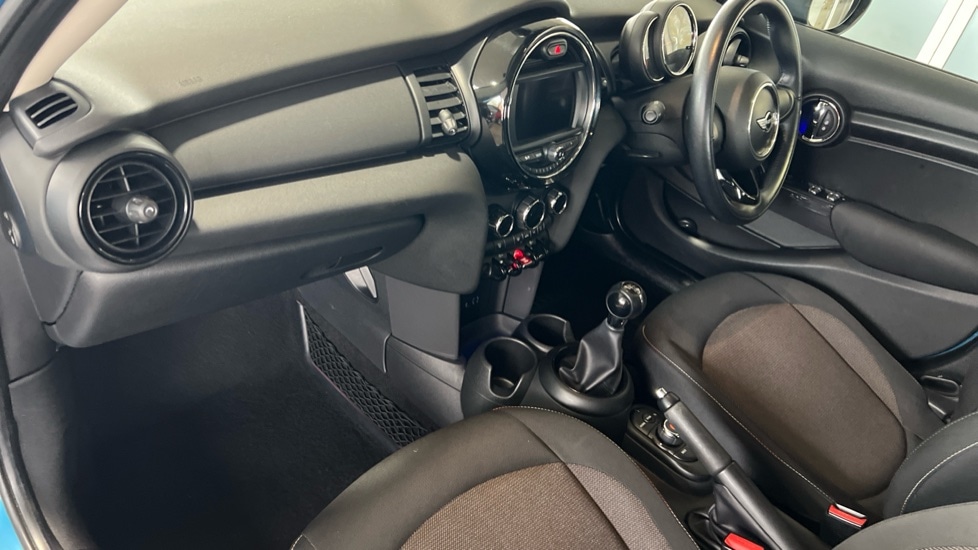 Used MINI Hatch 2018 for sale - 76901332: Photo 10
