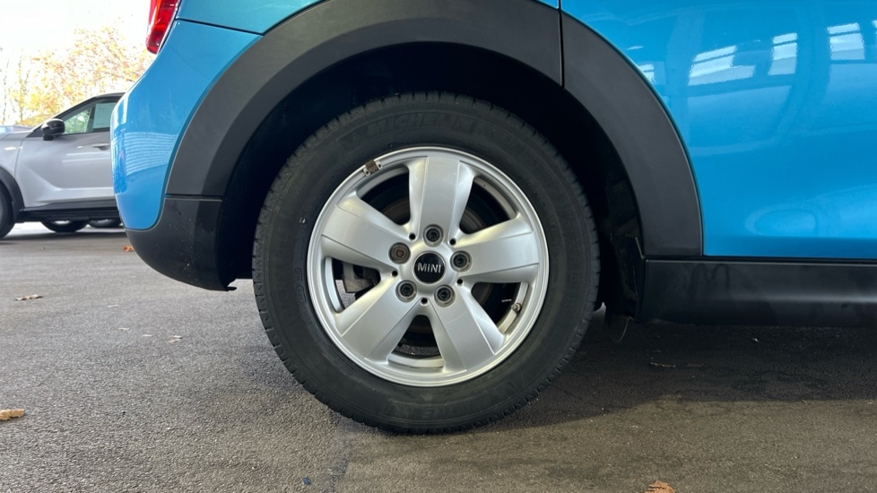 Used MINI Hatch 2018 for sale - 76901332: Photo 19