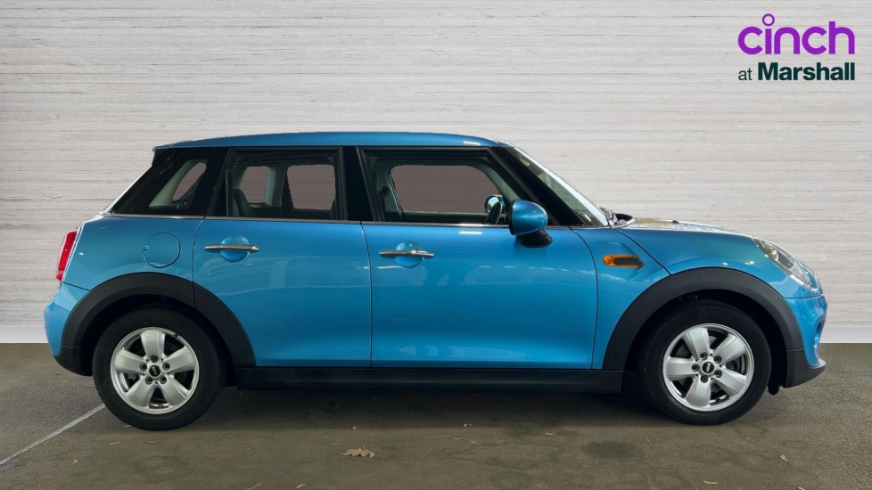 Used MINI Hatch 2018 for sale - 76901332: Photo 2