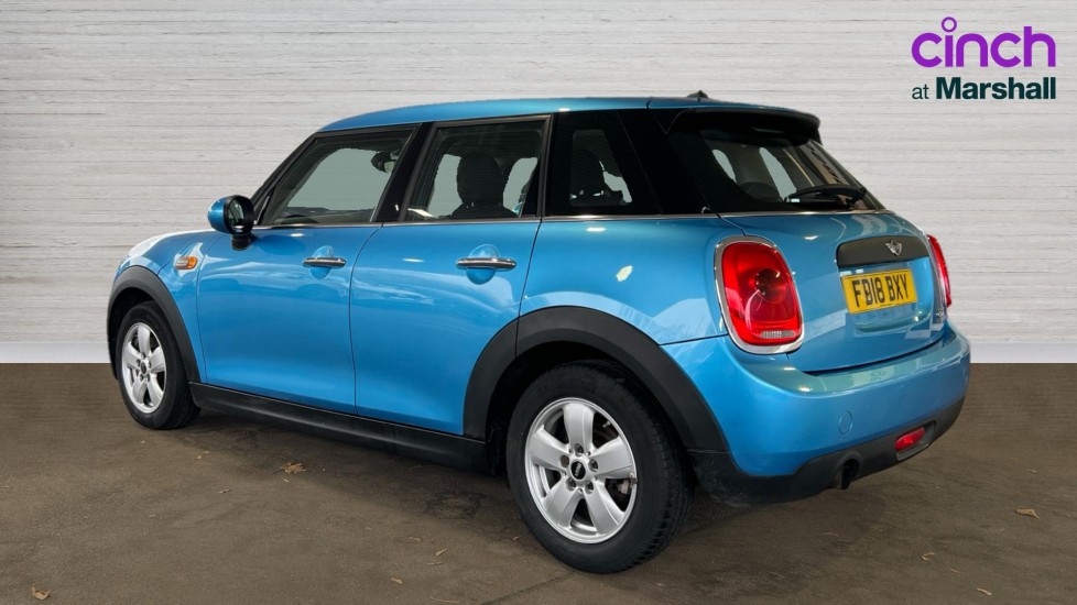 Used MINI Hatch 2018 for sale - 76901332: Photo 5