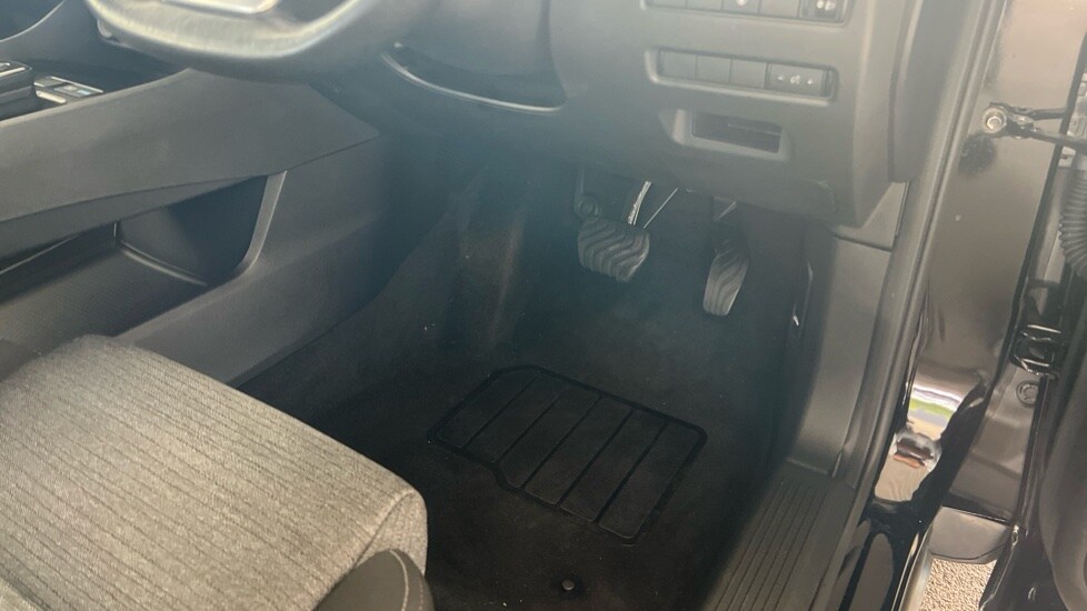 Used Nissan X-Trail 2023 for sale - 76602968: Photo 35