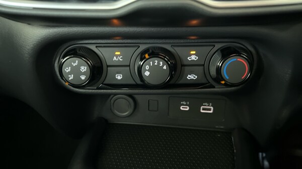 Used Nissan Juke 2024 for sale - 75629601: Photo 37