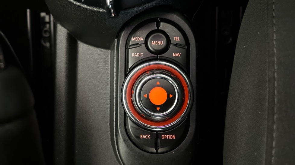 Used MINI Hatch 2017 for sale - 76872889: Photo 29