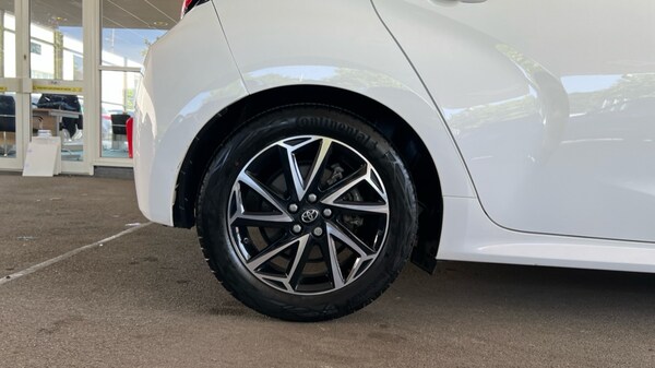 Used Toyota Yaris 2022 for sale - 75008682: Photo 19