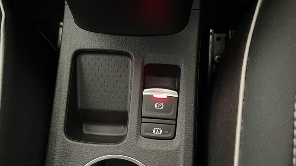 Used Renault Captur 2024 for sale - 75595753: Photo 33