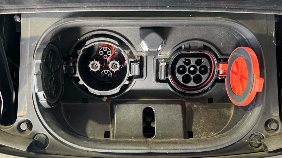 Used Nissan Leaf 2020 for sale - 76971459: Photo 25