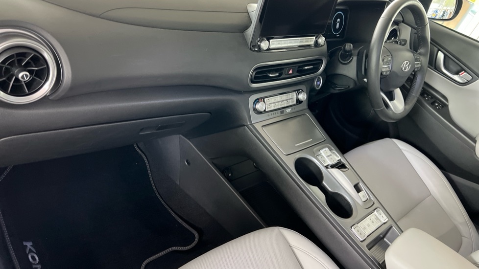 Used Hyundai KONA 2023 for sale - 75943252: Photo 10