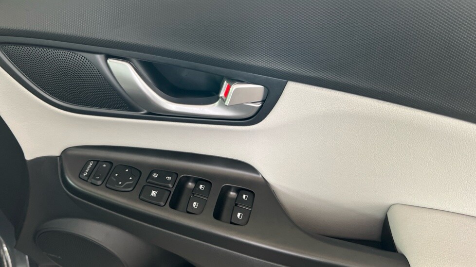 Used Hyundai KONA 2023 for sale - 75943252: Photo 30