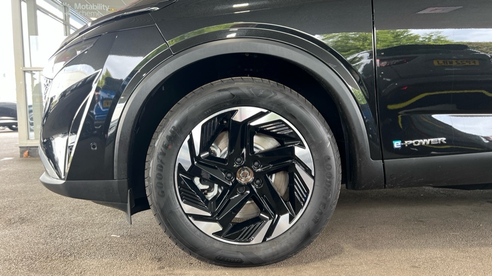 Used Nissan Qashqai 2025 for sale - 76871482: Photo 4