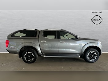 Used Nissan Navara 2020 for sale - 76140167: Photo
