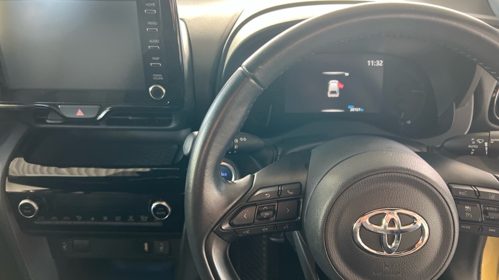 Used Toyota Yaris Cross 2022 for sale - 76888794: Photo 12