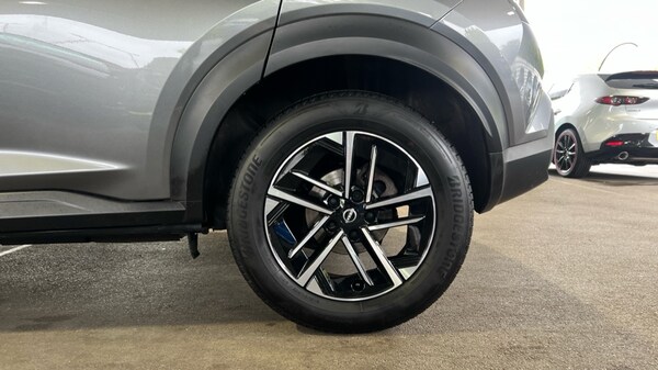 Used Nissan Juke 2024 for sale - 75702620: Photo 23