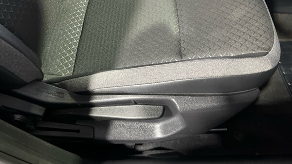 Used Nissan Juke 2024 for sale - 75702620: Photo 39