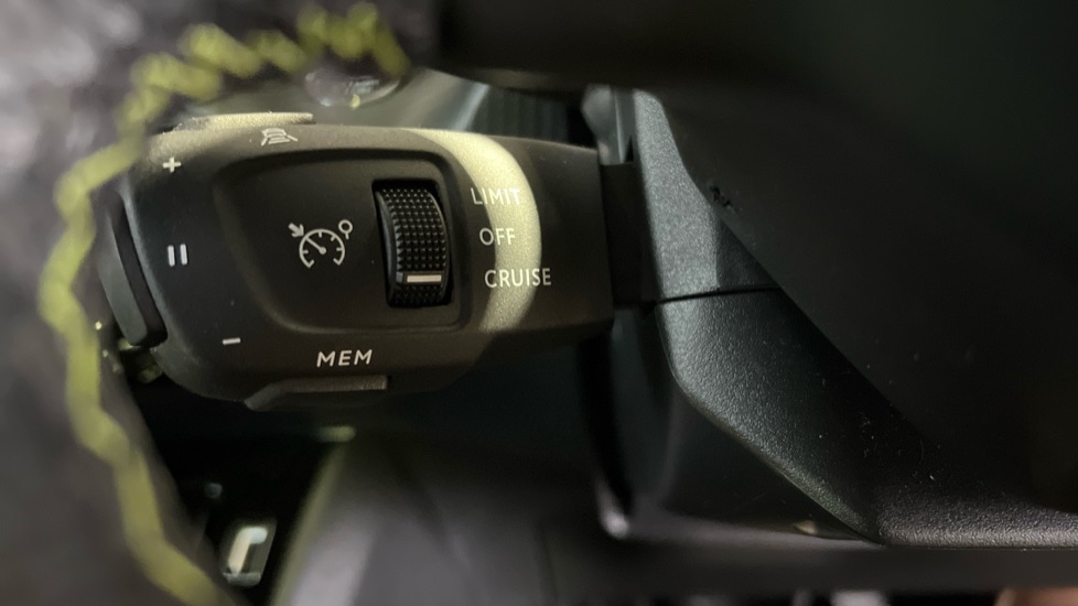 Used Peugeot 2008 2021 for sale - 76874815: Photo 32