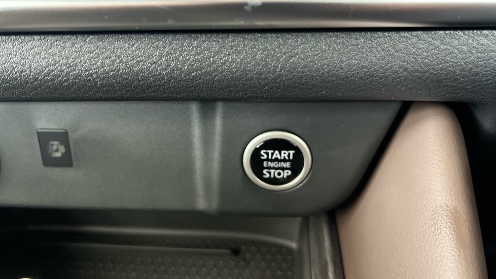 Used Nissan Qashqai 2025 for sale - 76868752: Photo 42