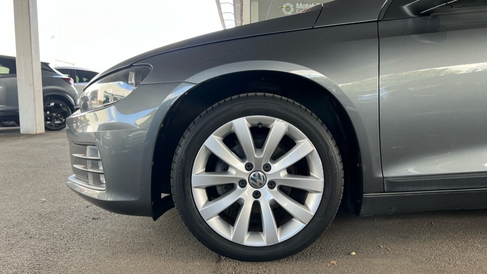 Used Volkswagen Scirocco 2016 for sale - 76062061: Photo 17