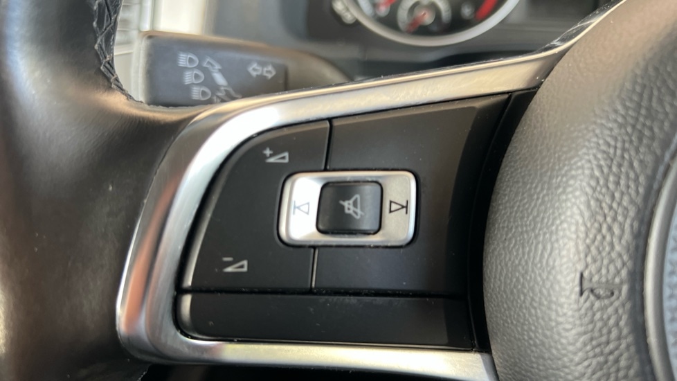 Used Volkswagen Scirocco 2016 for sale - 76062061: Photo 23