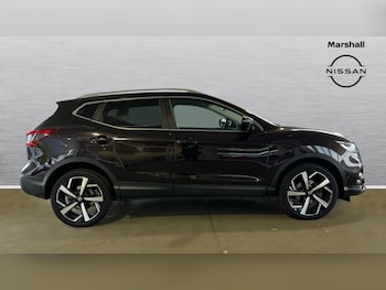 Used Nissan Qashqai 2017 for sale - 76037808: Photo