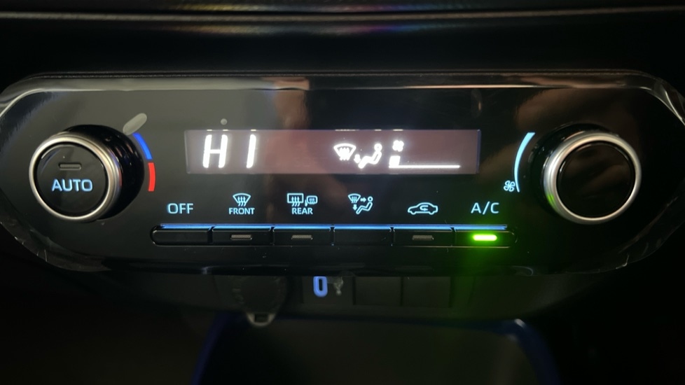 Used Toyota Aygo X 2025 for sale - 76528905: Photo 28