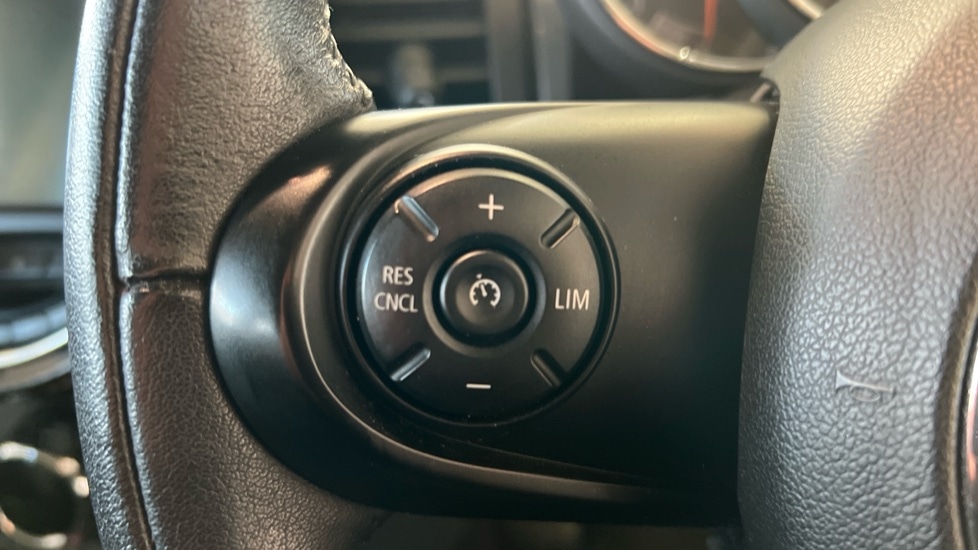 Used MINI Hatch 2017 for sale - 76684327: Photo 23