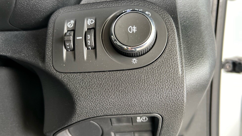 Used Vauxhall Combo 2022 for sale - 75934698: Photo 42