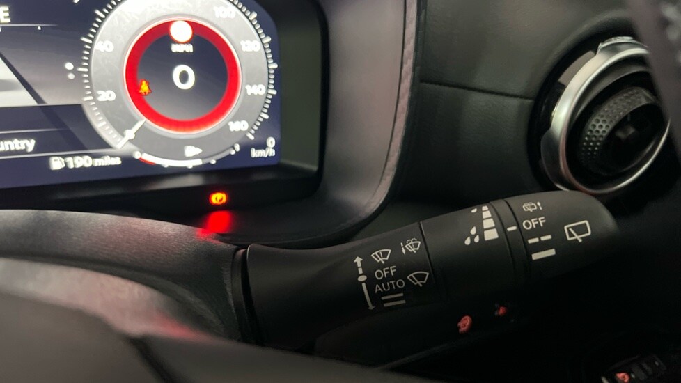 Used Nissan Juke 2024 for sale - 75629694: Photo 28