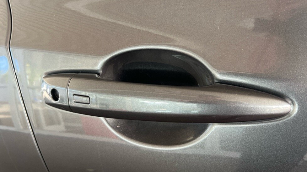 Used Nissan Juke 2025 for sale - 76297500: Photo 48