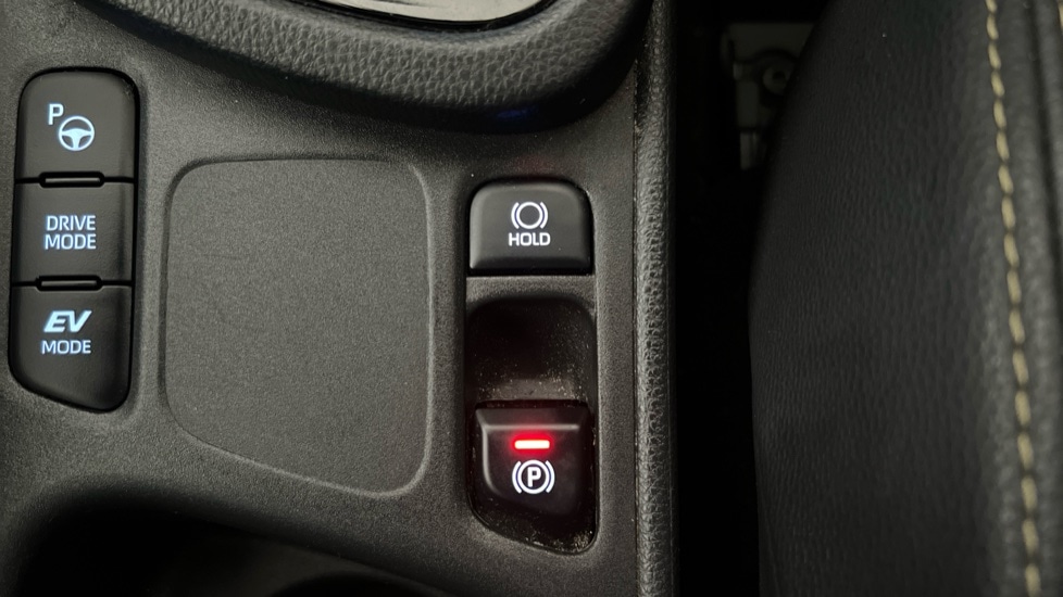 Used Toyota Yaris Cross 2022 for sale - 76062167: Photo 28