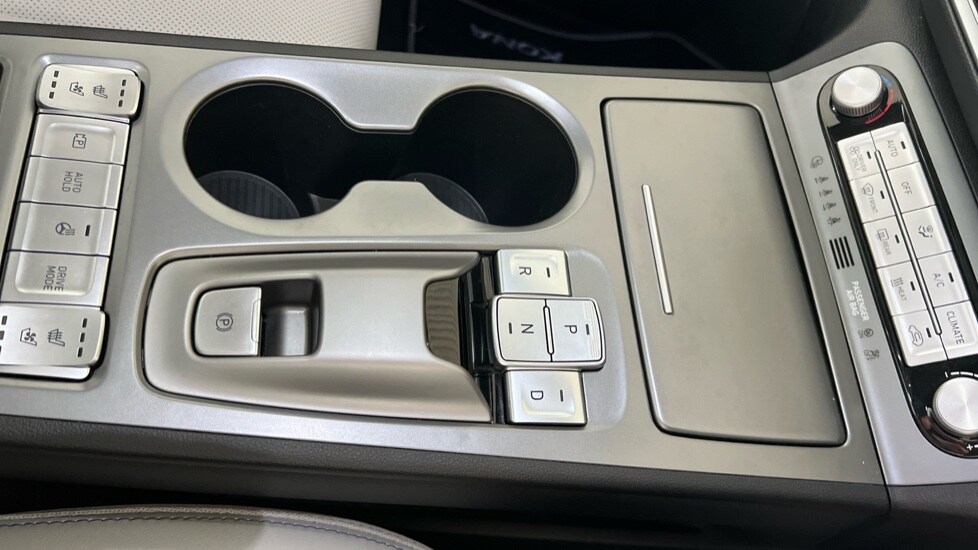 Used Hyundai KONA 2023 for sale - 76647819: Photo 28