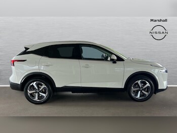 Used Nissan Qashqai 2023 for sale - 75843500: Photo