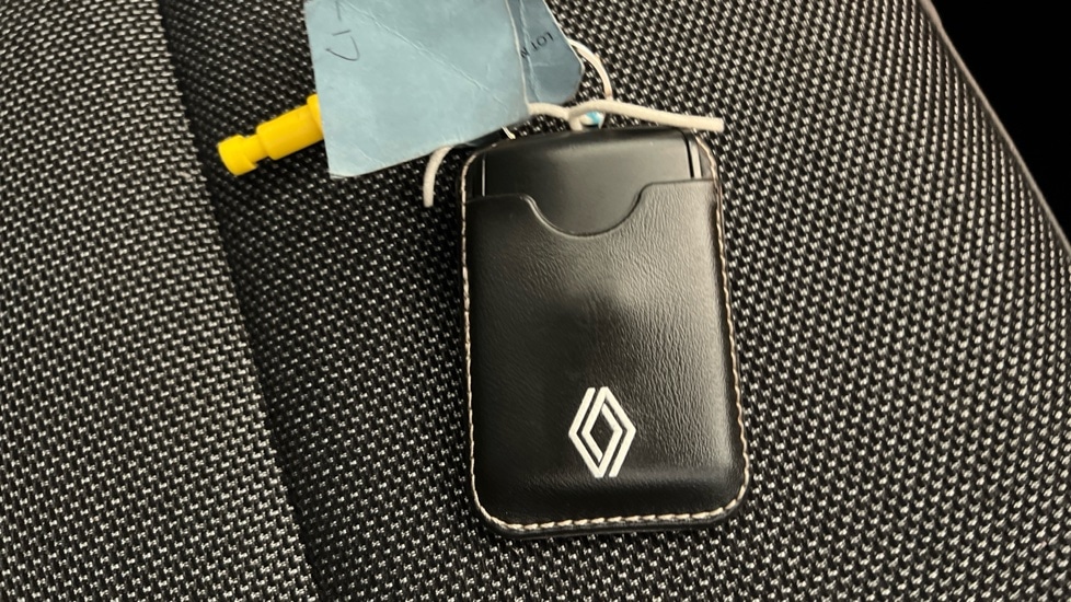 Used Renault Captur 2024 for sale - 76966793: Photo 21