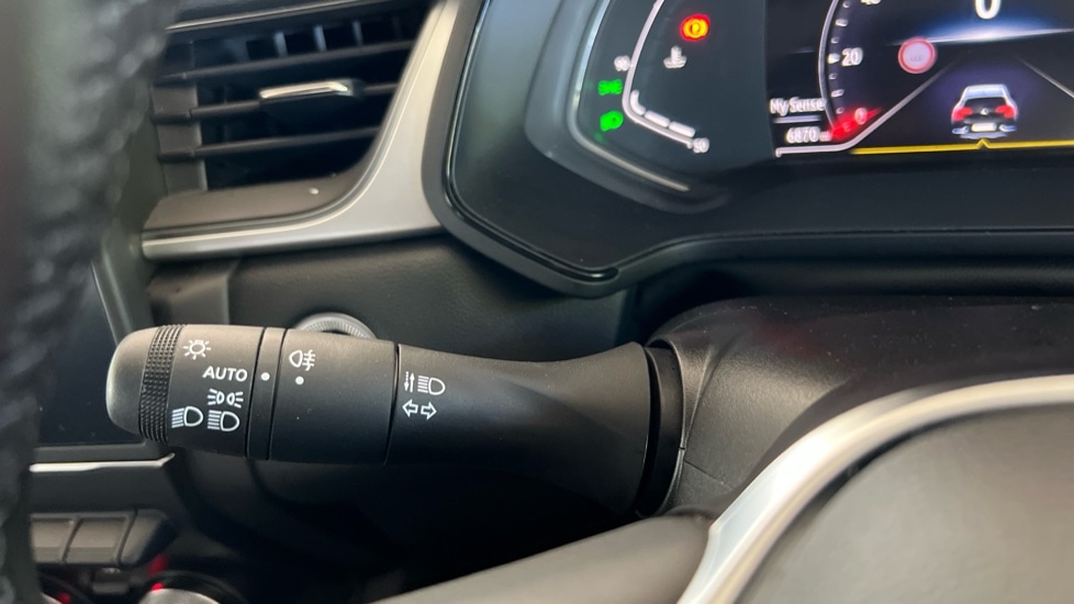 Used Renault Captur 2024 for sale - 76966793: Photo 27