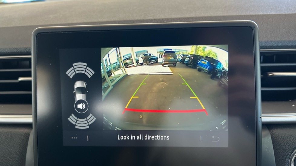 Used Renault Captur 2024 for sale - 76966793: Photo 28