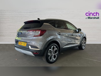 Used Renault Captur 2024 for sale - 76966793: Photo