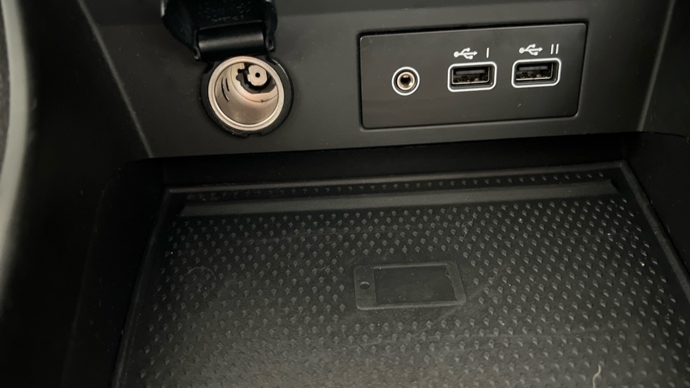 Used Renault Captur 2024 for sale - 76966793: Photo 41