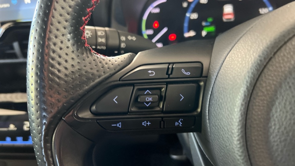 Used Toyota Yaris Cross 2023 for sale - 76445103: Photo 23