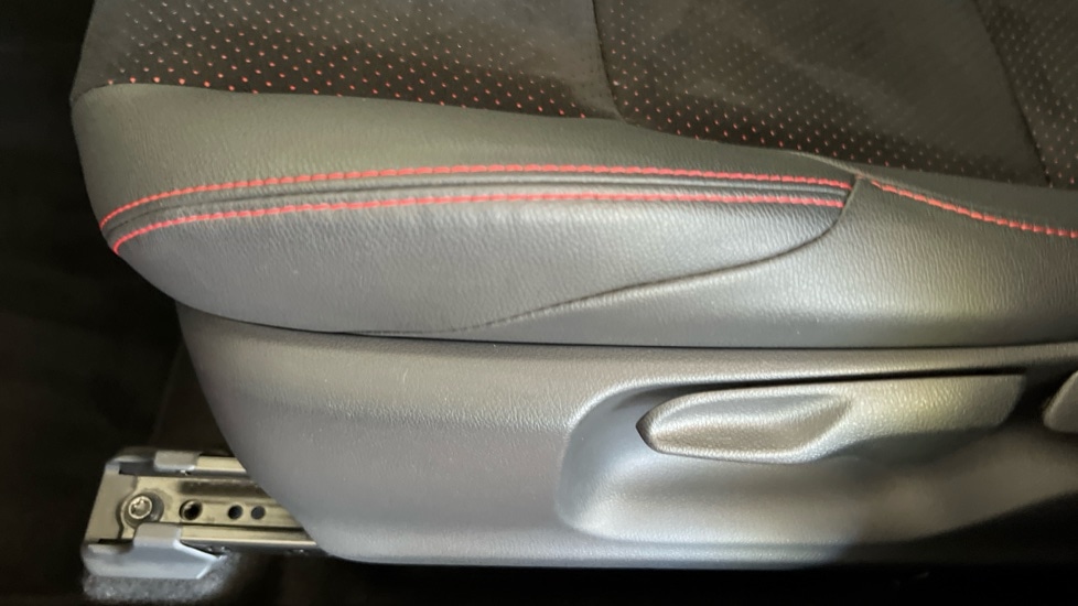 Used Toyota Yaris Cross 2023 for sale - 76445103: Photo 32