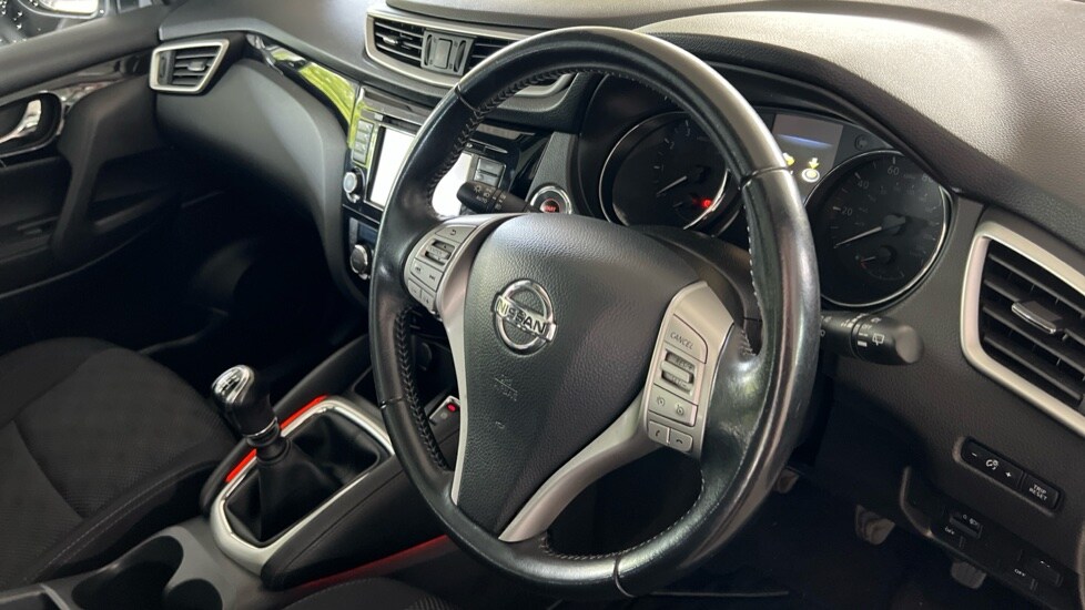 Used Nissan Qashqai 2017 for sale - 75954772: Photo 14