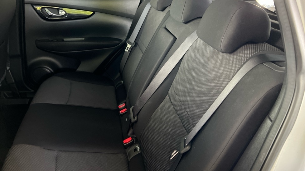 Used Nissan Qashqai 2017 for sale - 75954772: Photo 21