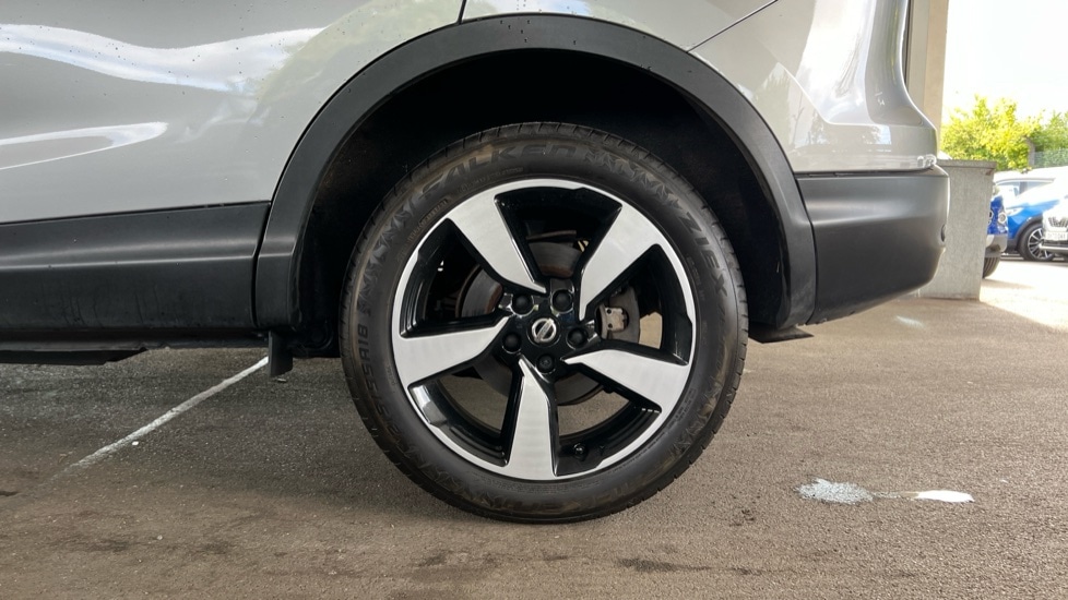 Used Nissan Qashqai 2017 for sale - 75954772: Photo 23