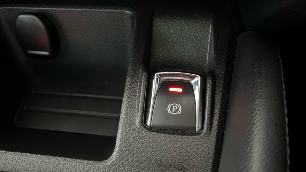 Used Nissan Qashqai 2017 for sale - 75954772: Photo 35