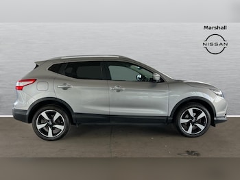 Used Nissan Qashqai 2017 for sale - 75954772: Photo
