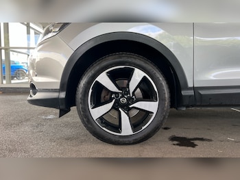 Used Nissan Qashqai 2017 for sale - 75954772: Photo