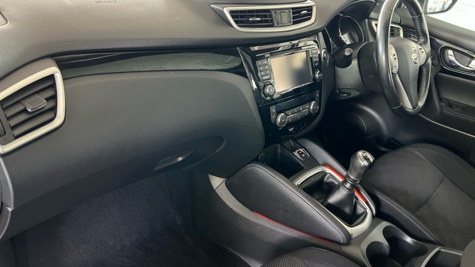 Used Nissan Qashqai 2017 for sale - 75954772: Photo 7