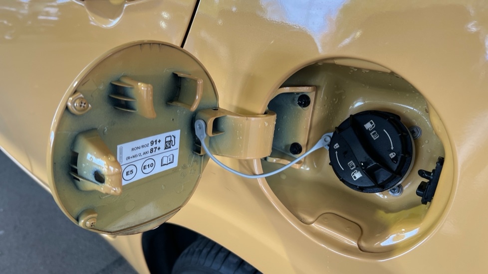 Used Kia Picanto 2023 for sale - 76328208: Photo 21
