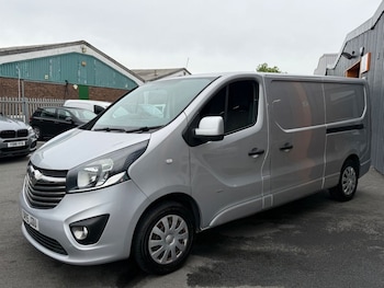 Used Vauxhall Vivaro 2015 for sale - 79607939: Photo