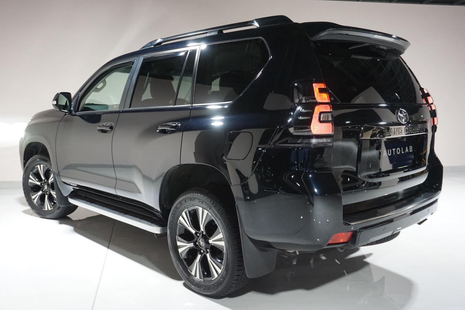 Used Toyota Land Cruiser 2021 for sale - 77305587: Photo 24